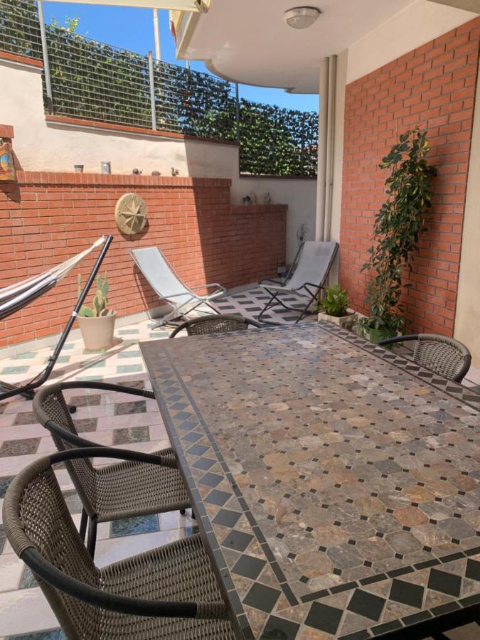Torrevarata Vacanze Villa Santa Teresa Di Riva Bagian luar foto